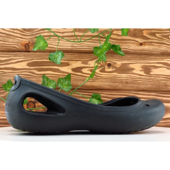 Crocs Size 8 M‎ Black Round Toe Flat Synthetic Women - Picture 4 of 7